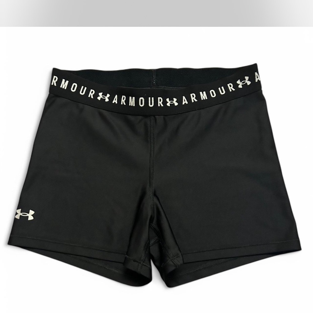 Under Armour Black Athletic Shorts Compression Fit